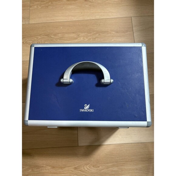 Big Swarovski Blue Aluminum Briefcase Carry Case with Velvet Interior and Pouch - Picture 2 of 6
